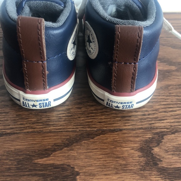 Converse - Picture 5 of 5